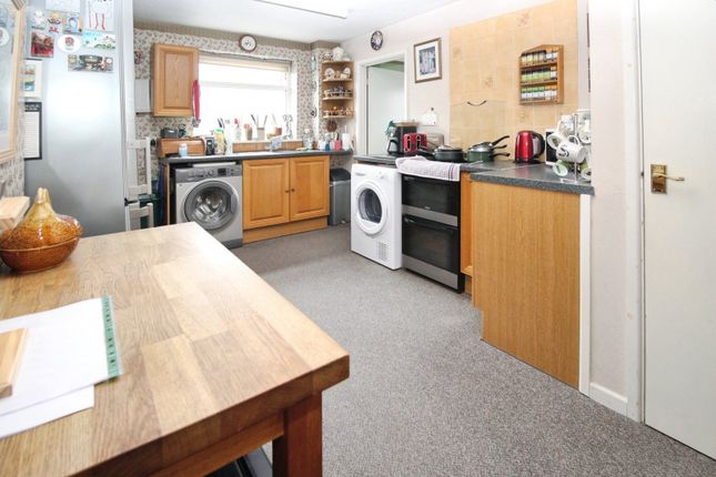 10, Kingston Avenue, North Somerset photo 2
