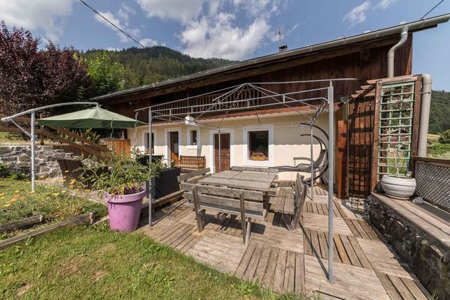 Thumbnail Farmhouse for sale in Morzine, Haute-Savoie, Rhône-Alpes, France