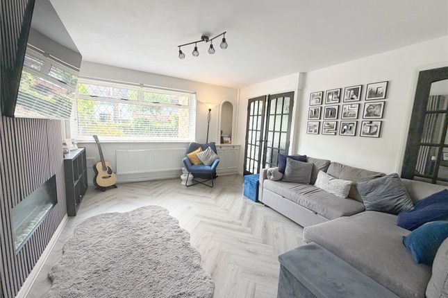 14, Severn Road, Greater Manchester photo 3