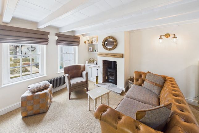5 Johnsons Yard, Baxtergate, Whitby photo 2