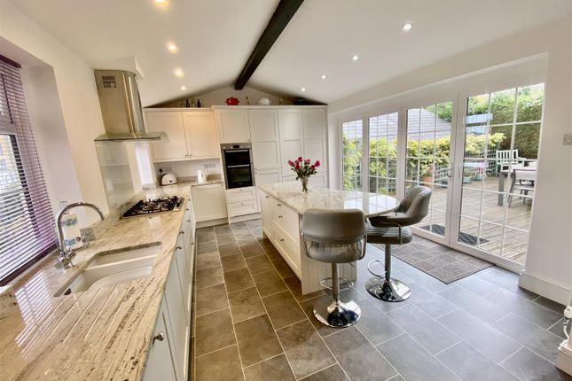 5, Lyttleton Court, Chepstow photo 3