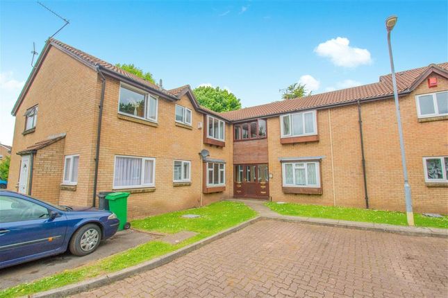 1-bed house on 23, Cardiff, £700/mo