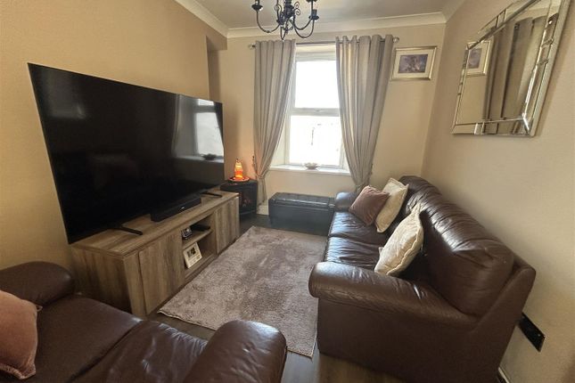 63,, Tunnel Road, Llanelli photo 2