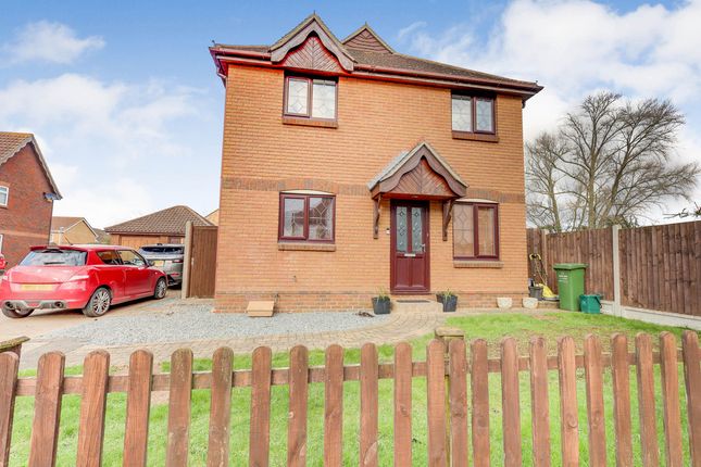 Detached house for sale in Nicholson Grove, Wickford