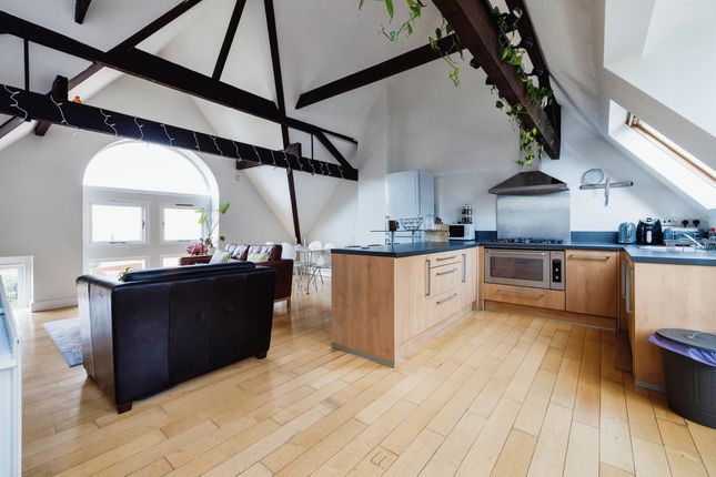 Town house for sale in The Ropery, Lincoln