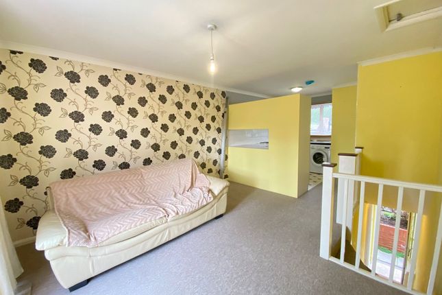 Carrington Road, High Wycombe photo 3