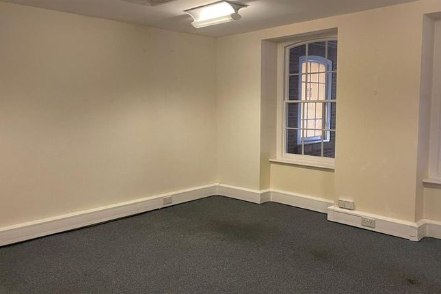 Office to let in The George Shopping Centre, Grantham