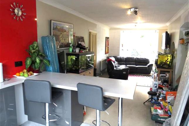Tinkers Farm Road Northfield Birmingham B31 4 Bedroom