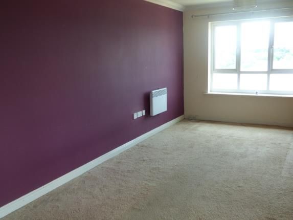 2 Bed Flat For Sale In Omega Court The Gateway Watford