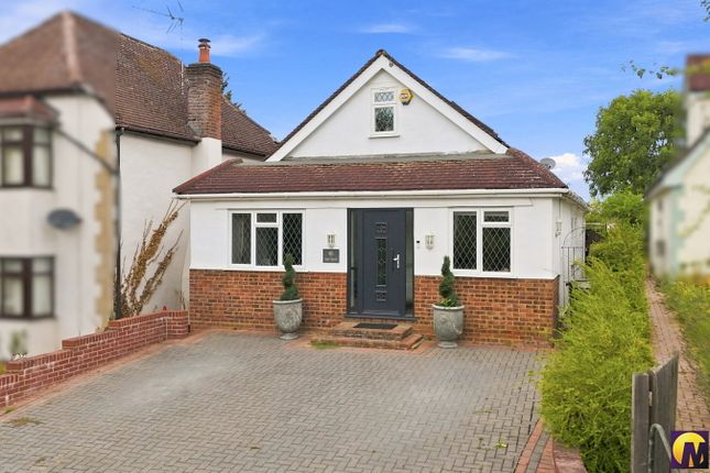 2-bed detached on Redroofs, Harlow Road, Roydon, £625,000