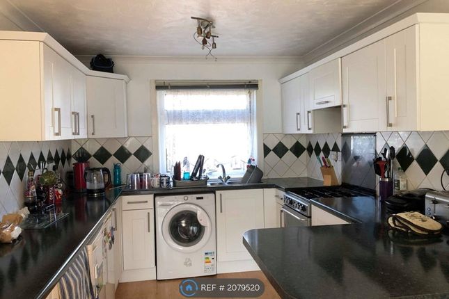 Thumbnail Semi-detached house to rent in Abbey Road, Basingstoke