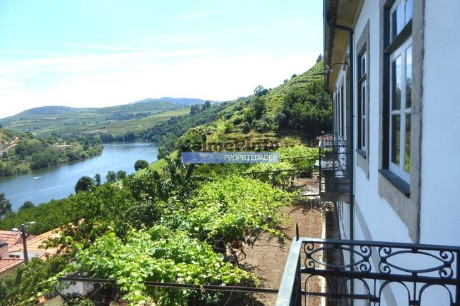 Thumbnail Villa for sale in Manor House On The Banks Of The River Douro, Portugal