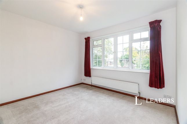 Castleview Road, Surrey photo 4