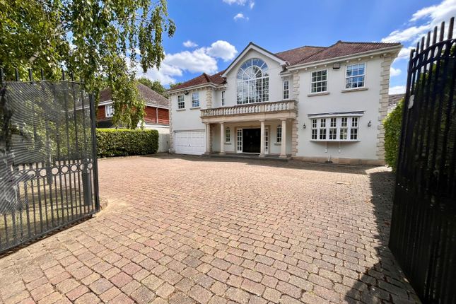 Thumbnail Detached house for sale in Benfleet Road, Hadleigh, Essex