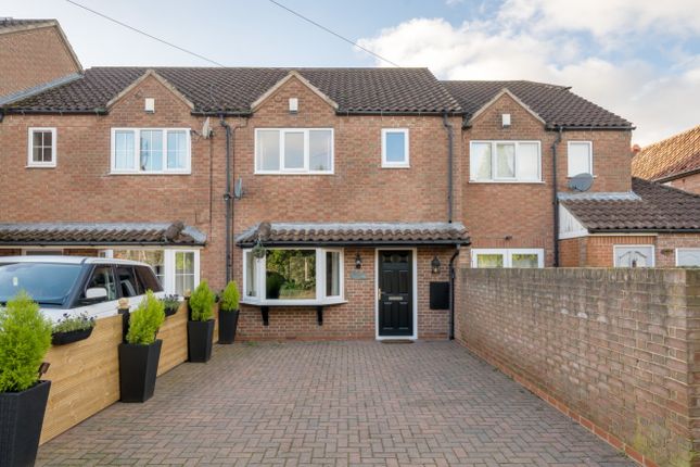 Thumbnail Terraced house for sale in Maltkiln Road, Fenton, Lincoln