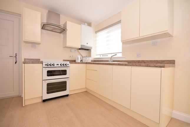 44 Anstruther Street, Law, Carluke photo 4