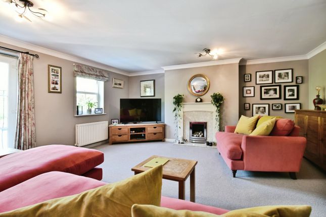 35, Maryport Drive, Altrincham photo 4