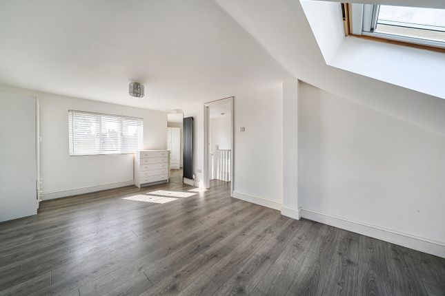 First Floor, 64, Grosvenor Road, Ilford photo 4