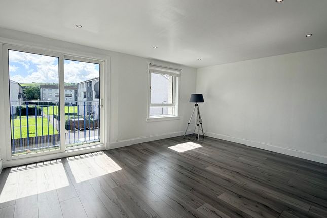 10f Ettrick Terrace, Johnstone photo 4