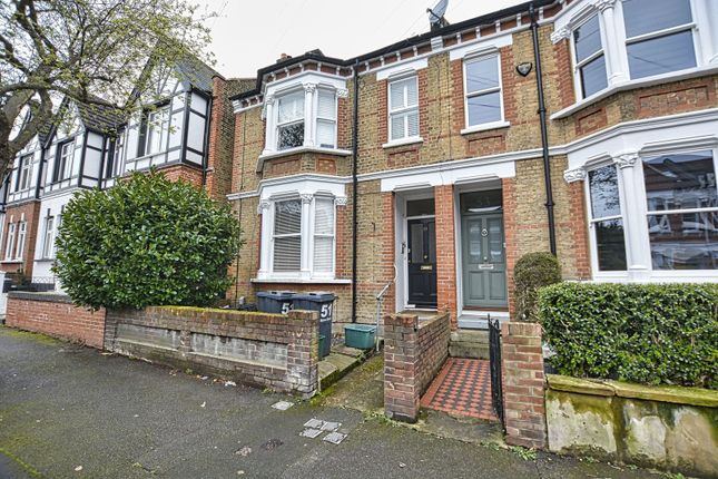 Thumbnail Flat for sale in Byne Road, London