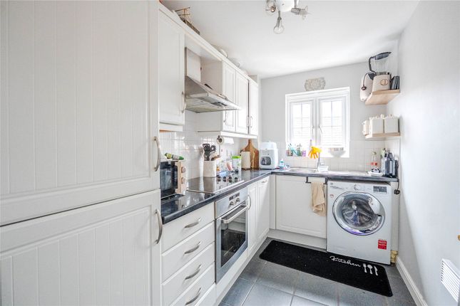 50, Bramley Court, Bedfordshire photo 3