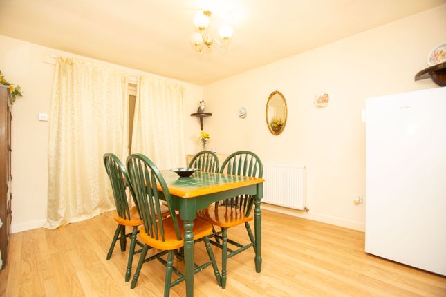 9, Windmill Road, Atherstone photo 4