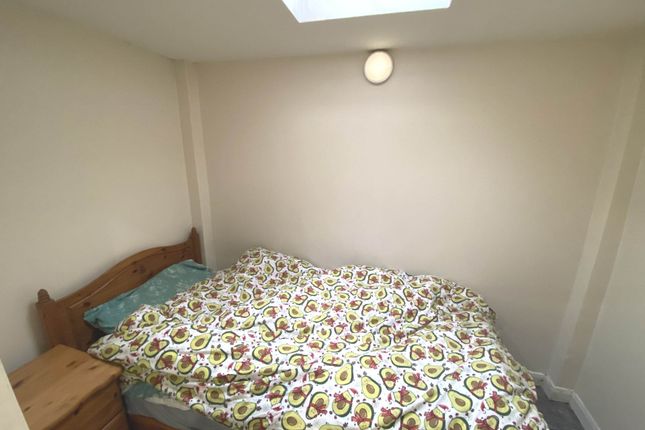 Annex, Collingwood Drive, St Albans photo 3