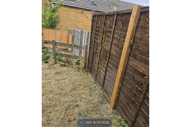 1-bed house on Monarch Drive, Kemsley, Sittingbourne, £550/mo