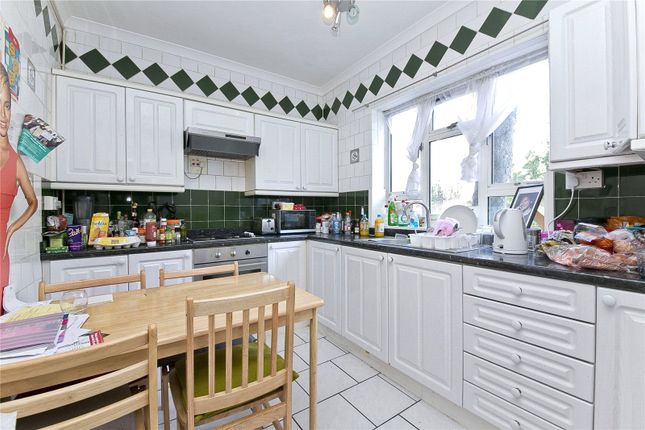 Terraced house to rent in Willingham Close, Kentish Town