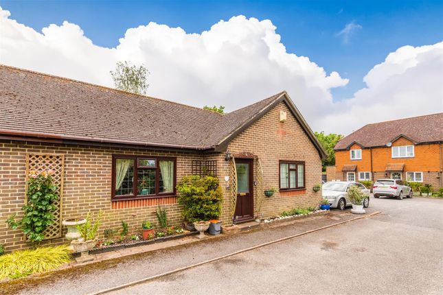 2-bed house on 4, Church Close, Steyning, £350,000