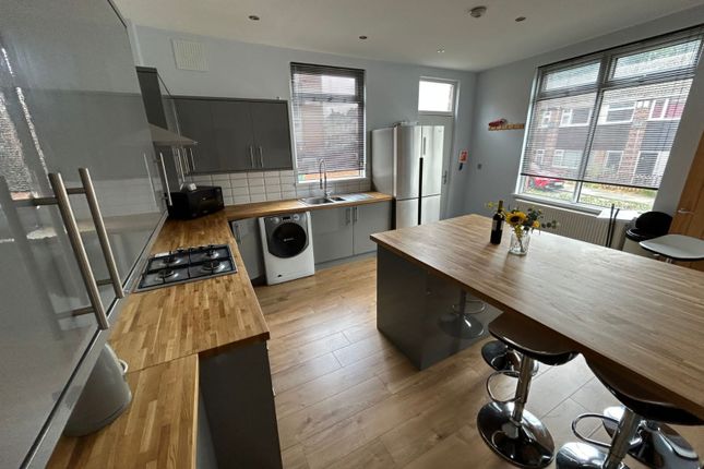 57, Hartley Avenue, Leeds photo 2