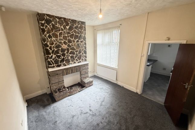 9, Claremont Street, Failsworth photo 3