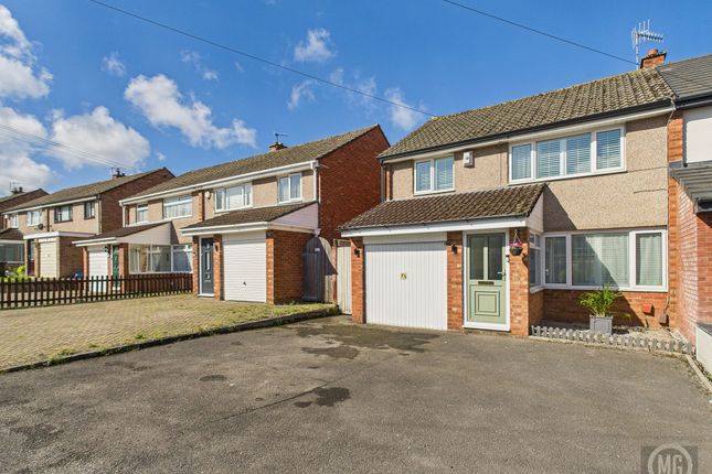 House Front With Garage &amp; Drive