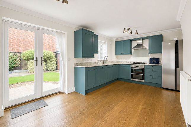 4, Ringlet Lane, Colchester photo 3