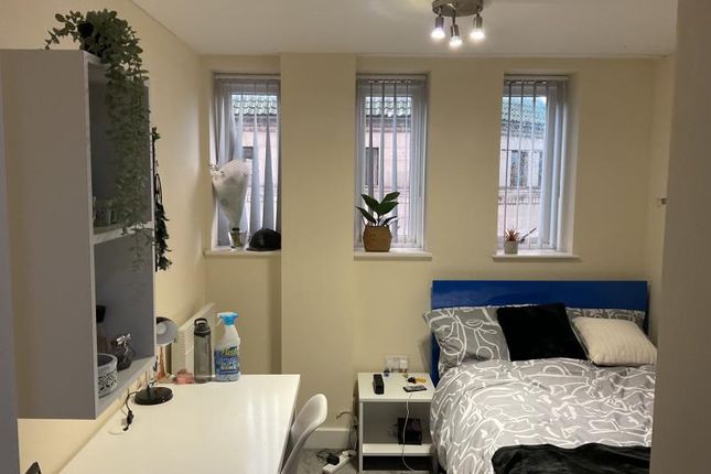 Thumbnail Shared accommodation to rent in Millstone Place, Millstone Lane, Leicester