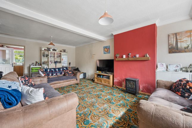 25 West End Avenue, Chorley photo 2