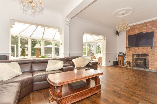 4-bed detached on Butts Green Road, Hornchurch, £627,500