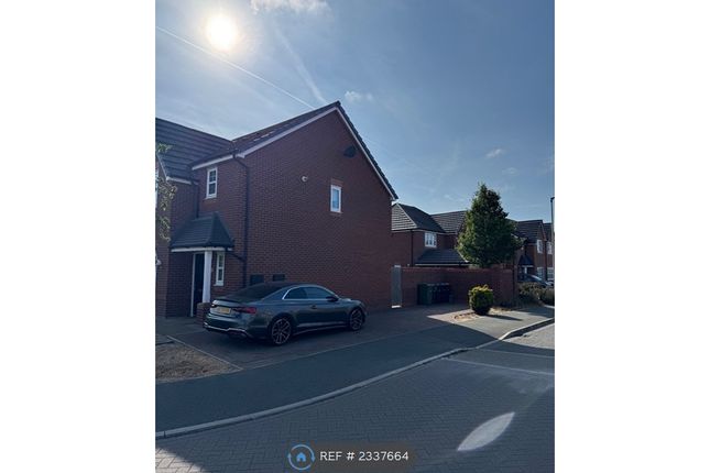 Downing Close, Ellesmere Port photo 2