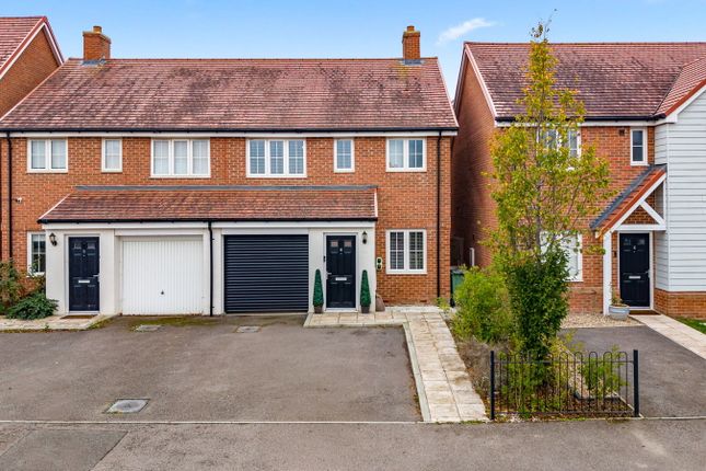 3-bed semi-detached on Dumbrell Drive, Paddock Wood, £425,000