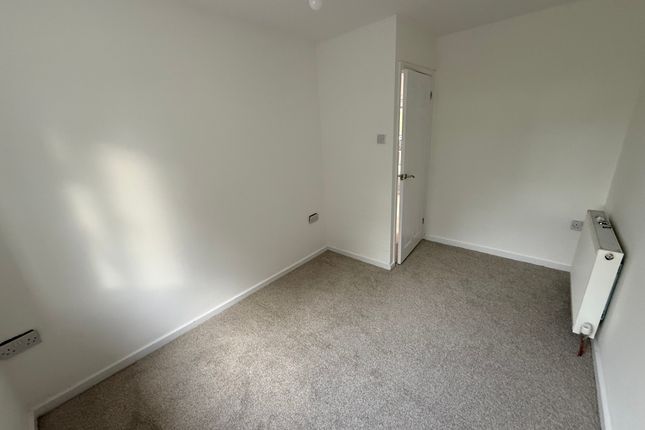 61A, Wolverhampton photo 5