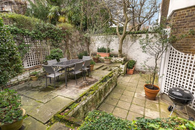 8, Argyll Road, London photo 4