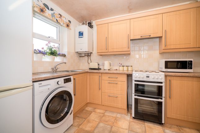 30, Mandelyns, Berkhamsted photo 2