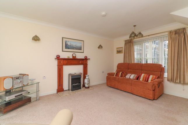 Cottage 6, Bierce Court,, Lyell Road, Kent photo 4