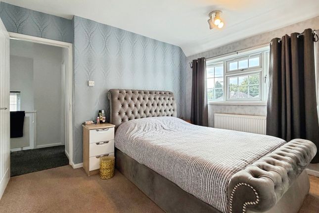 14, Ainger Close, Hampshire photo 4