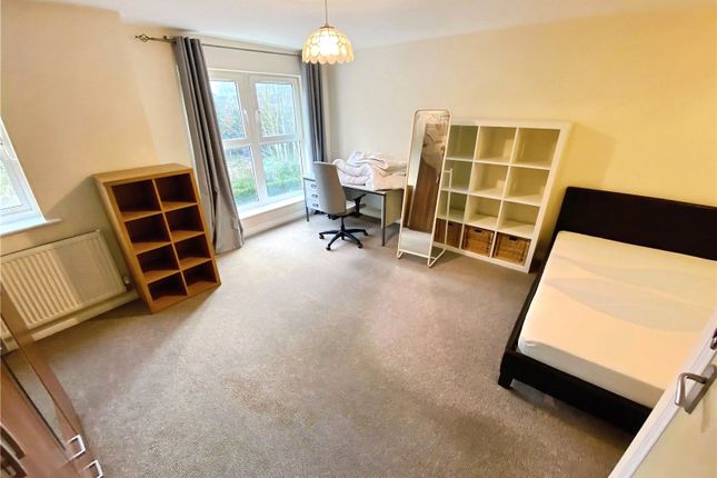 7, Richmond Court, Devon photo 4