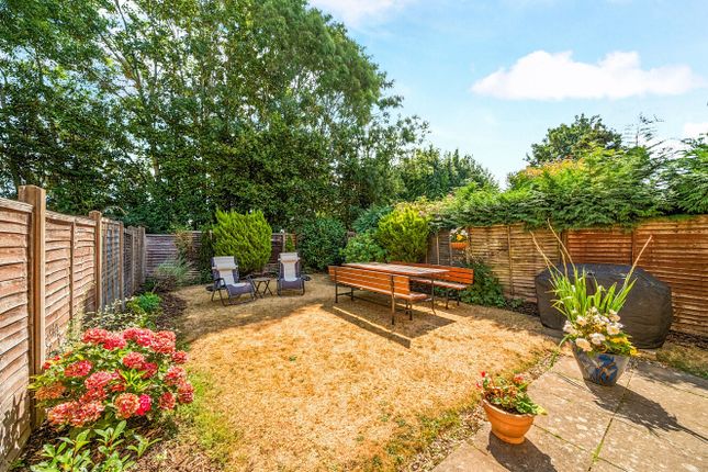 51, High Ridge, Surrey photo 4