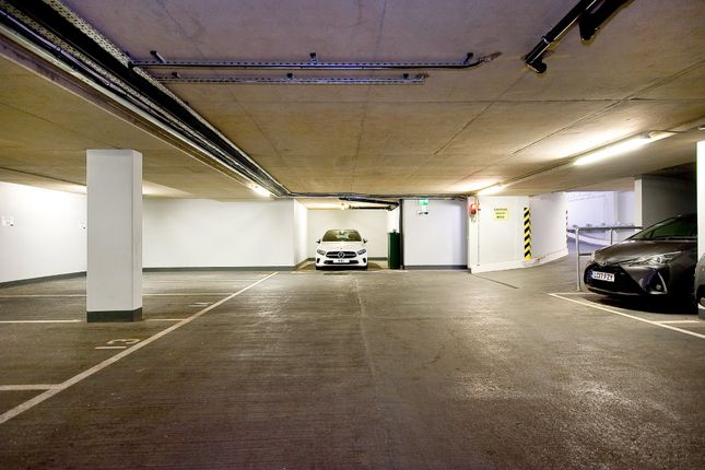 Parking/garage to rent in Secure Underground Parking Space, Ashburnham Mews, London