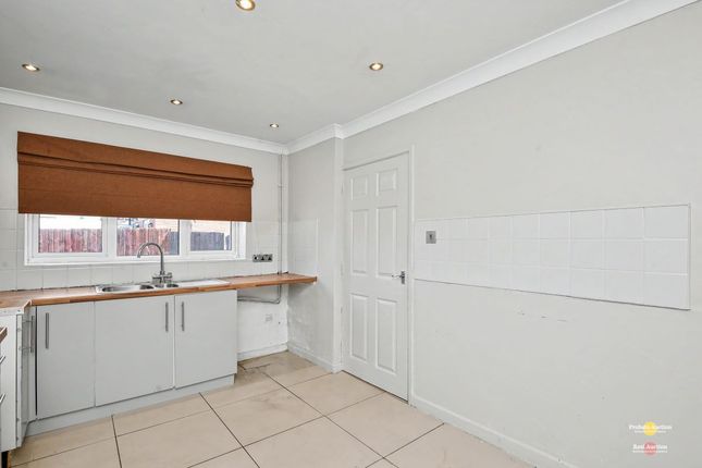 3, Elsie Davies Close, Grantham photo 4