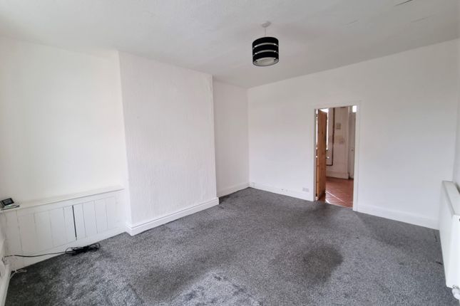 20, Every Street, Brierfield, Nelson photo 2