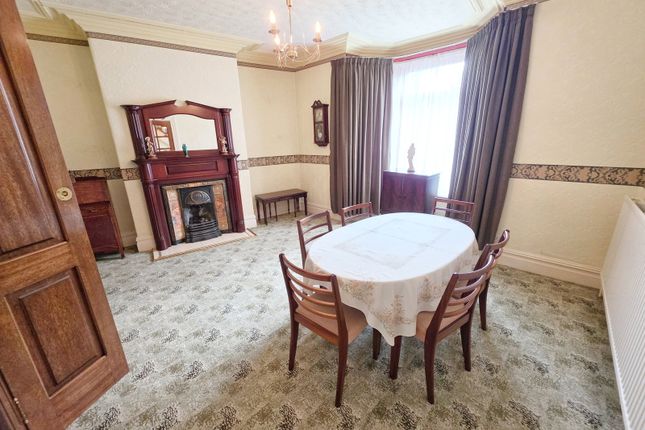 1, Park Grove, Barnsley photo 5